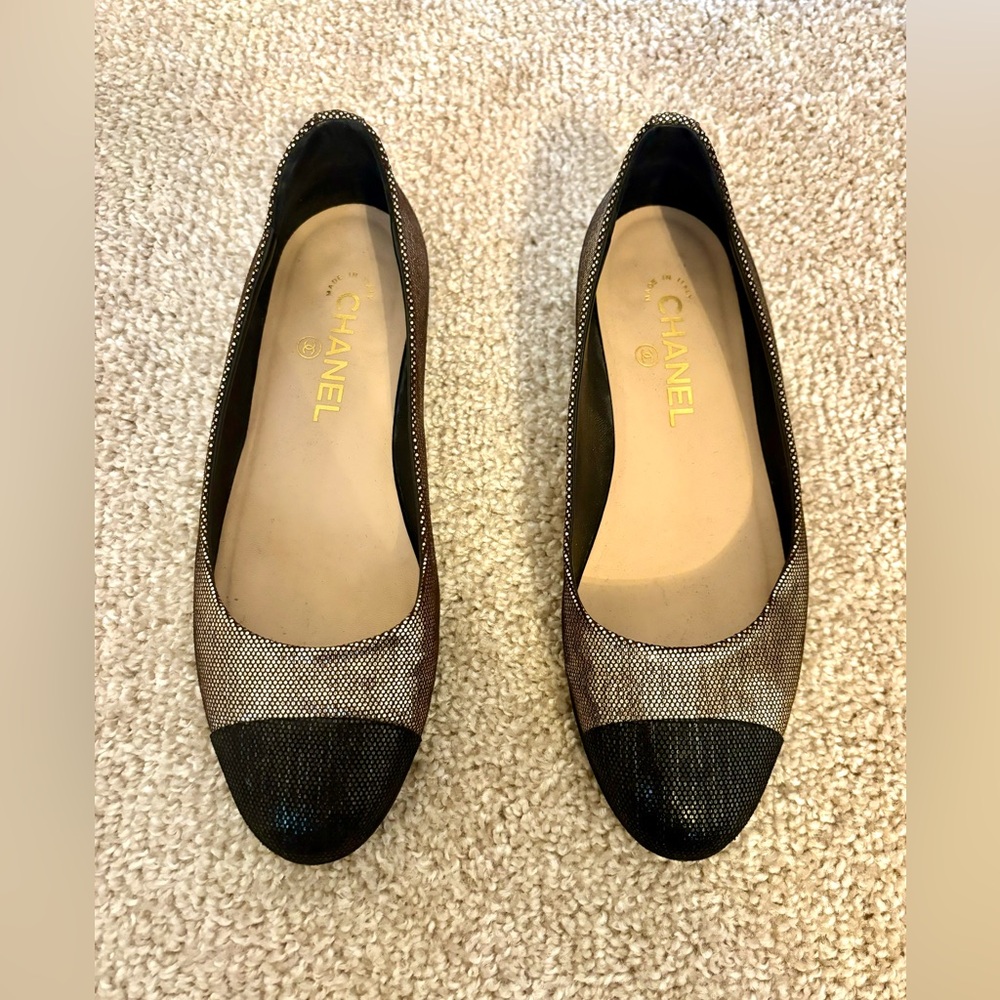 Chanel ballet flats metallic cast and black